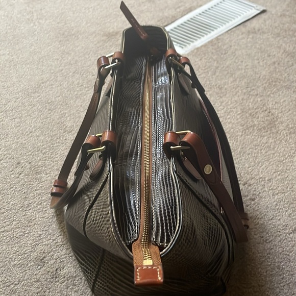 Woman’s purse - Picture 2 of 4